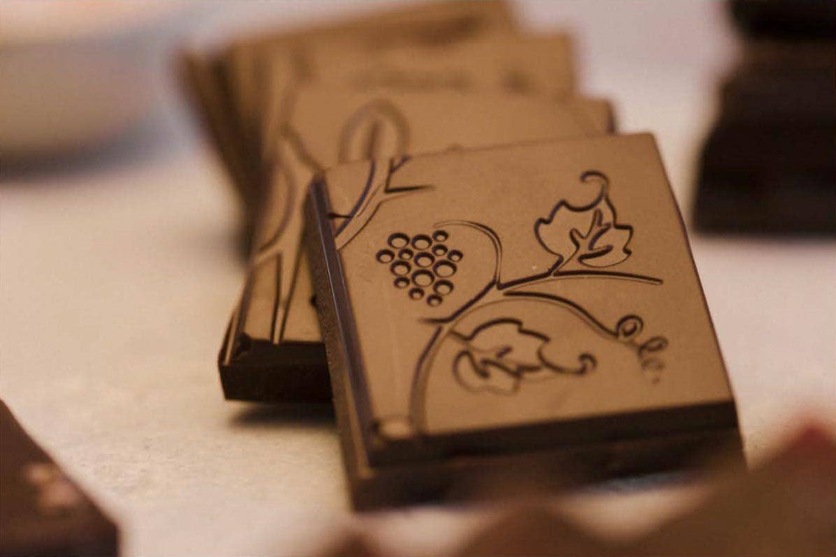 Vine to Bar Dark Chocolate with Chardonnay Marc Chocolate Bar